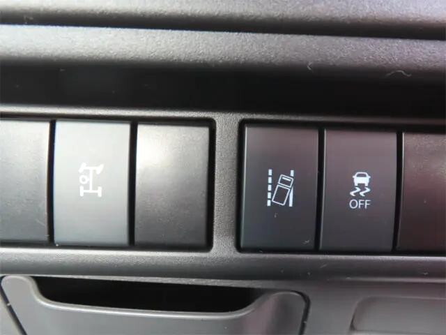 いすゞエルフセーフティローダー小型（2t・3t）[写真17]