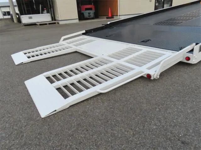 いすゞエルフセーフティローダー小型（2t・3t）[写真27]