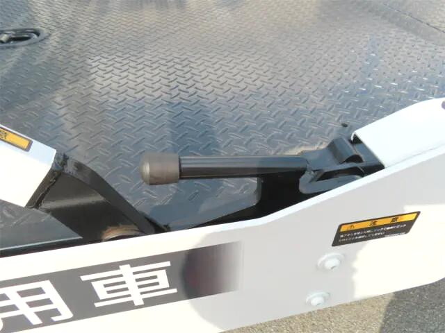 いすゞエルフセーフティローダー小型（2t・3t）[写真29]