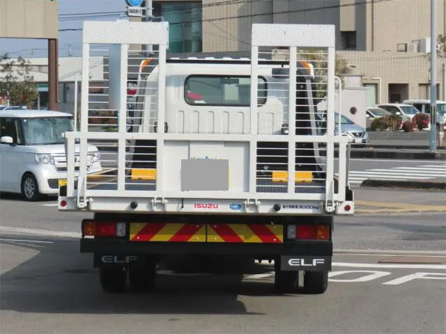 いすゞエルフセーフティローダー小型（2t・3t）[写真07]