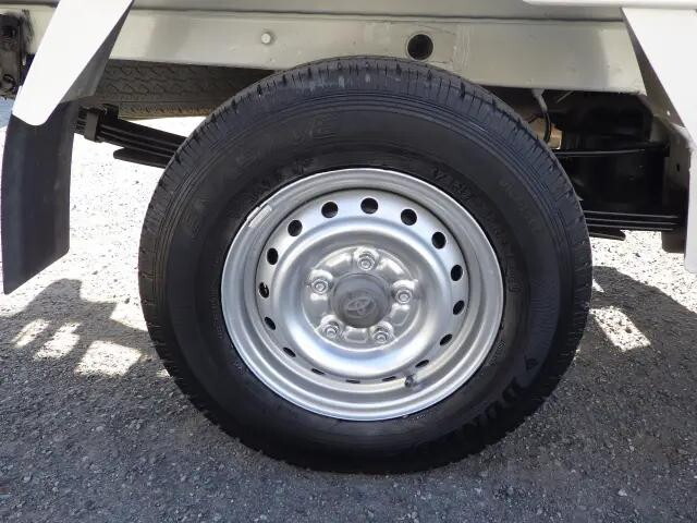 トヨタタウンエース平ボディ小型（2t・3t）[写真22]