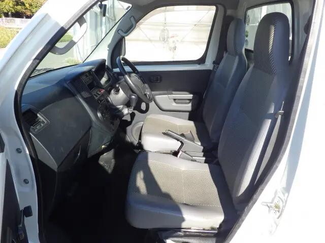 トヨタタウンエース平ボディ小型（2t・3t）[写真07]