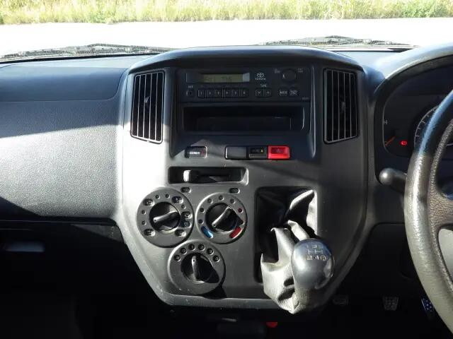 トヨタタウンエース平ボディ小型（2t・3t）[写真08]