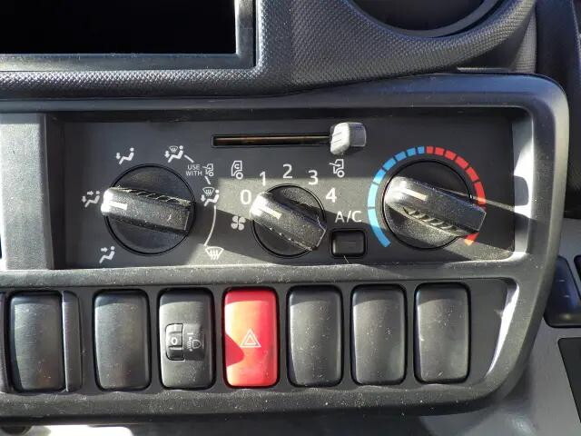 トヨタダイナ平ボディ小型（2t・3t）[写真10]