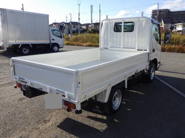 トヨタダイナ平ボディ小型（2t・3t）[写真02]