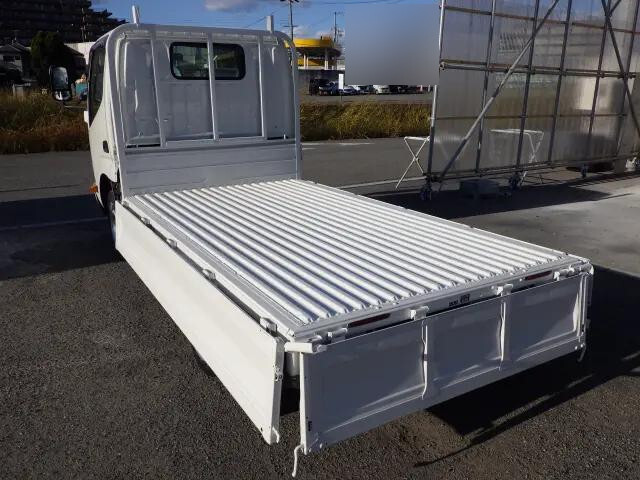 トヨタダイナ平ボディ小型（2t・3t）[写真21]