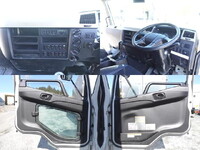 三菱ふそうファイターアルミウイング中型（4t）[写真24]