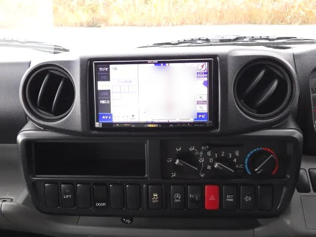 トヨタダイナアルミバン小型（2t・3t）[写真10]