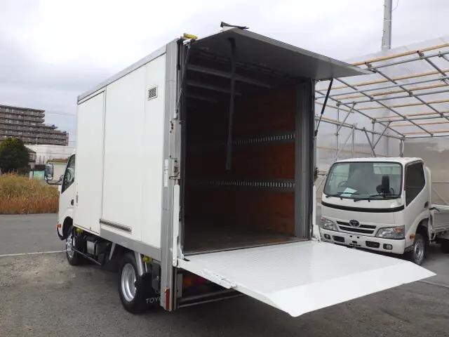 トヨタダイナアルミバン小型（2t・3t）[写真15]