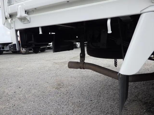 トヨタダイナ平ボディ小型（2t・3t）[写真30]