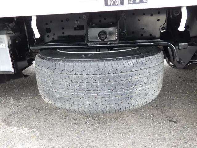 トヨタダイナ平ボディ小型（2t・3t）[写真32]