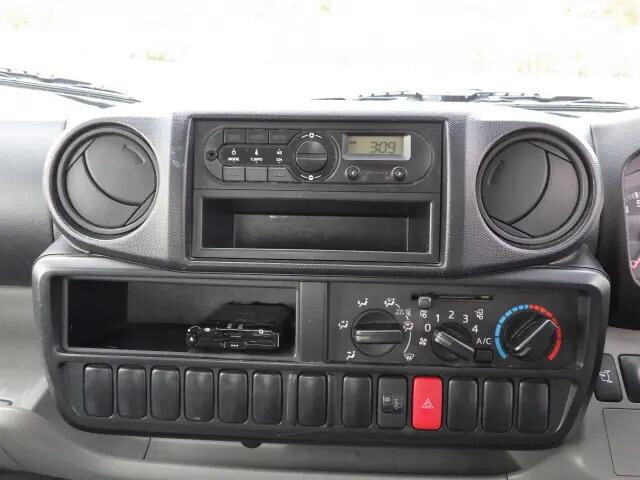 トヨタダイナ平ボディ小型（2t・3t）[写真08]