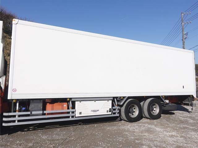 いすゞギガ冷凍車（冷蔵車）大型（10t）[写真09]