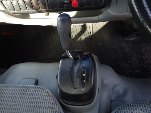 トヨタダイナ平ボディ小型（2t・3t）[写真13]