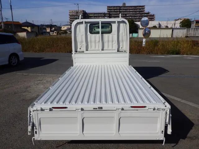 トヨタダイナ平ボディ小型（2t・3t）[写真17]