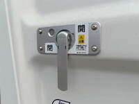 三菱ふそうキャンター平ボディ小型（2t・3t）[写真30]