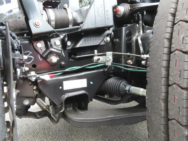 三菱ふそうキャンター平ボディ小型（2t・3t）[写真40]