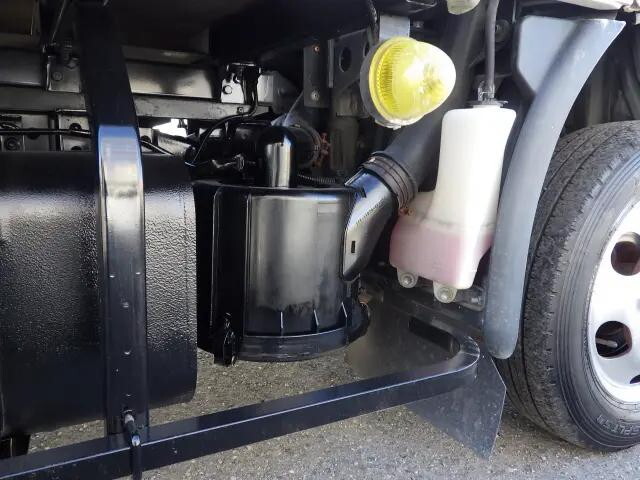 トヨタダイナアルミバン小型（2t・3t）[写真28]