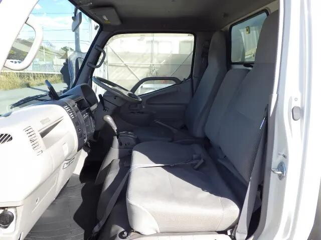 トヨタダイナアルミバン小型（2t・3t）[写真07]