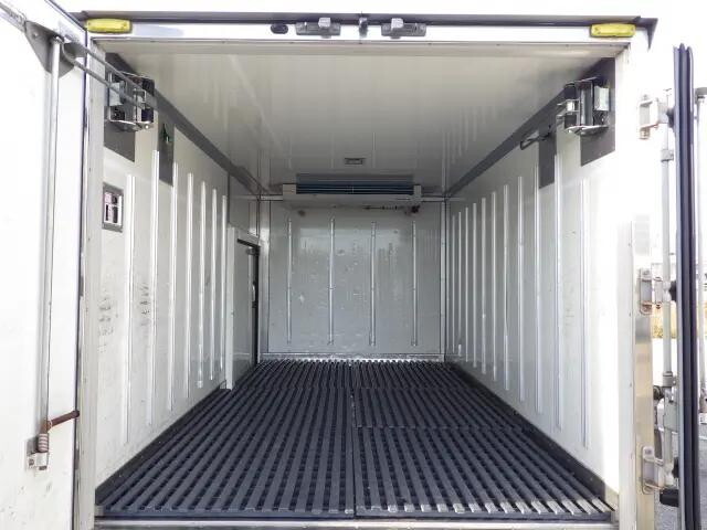トヨタダイナ冷凍車（冷蔵車）小型（2t・3t）[写真18]