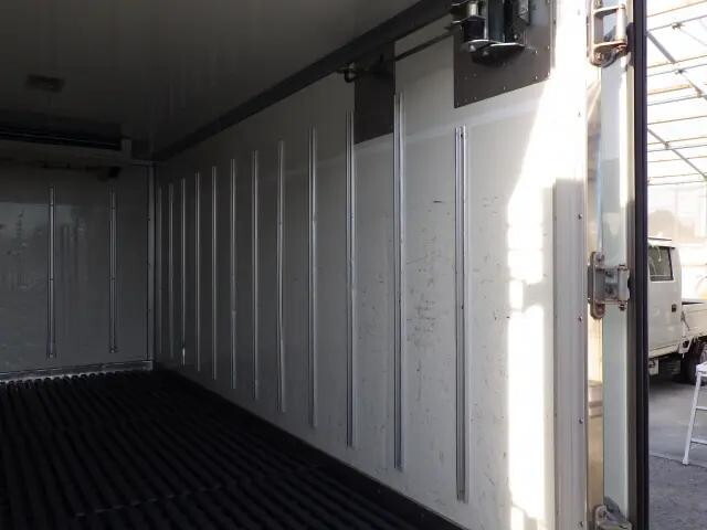 トヨタダイナ冷凍車（冷蔵車）小型（2t・3t）[写真19]