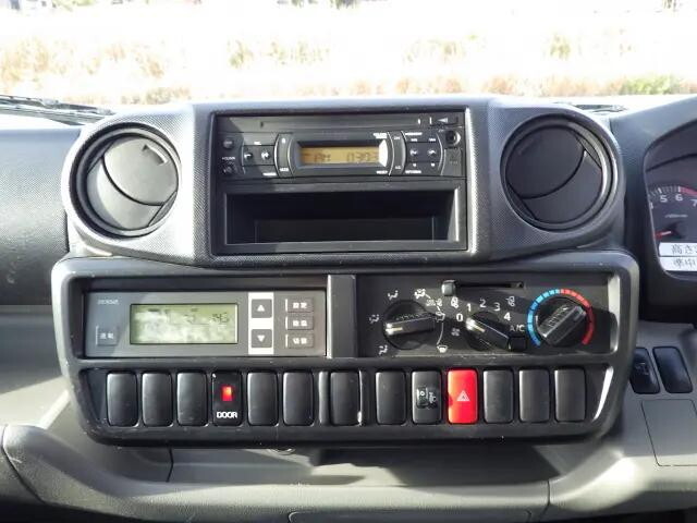 トヨタダイナ冷凍車（冷蔵車）小型（2t・3t）[写真08]