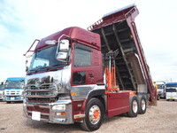 UDトラックスクオンダンプ大型（10t）[写真01]