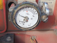 UDトラックスクオンダンプ大型（10t）[写真22]