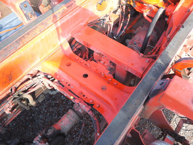 UDトラックスクオンダンプ大型（10t）[写真24]