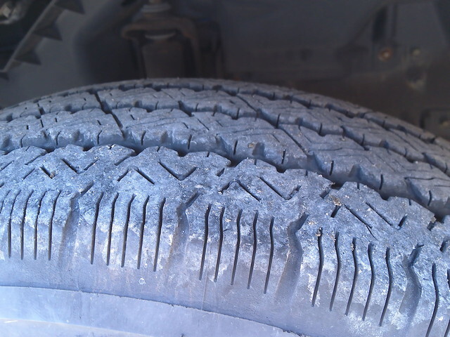 日野デュトロ平ボディ小型（2t・3t）[写真10]