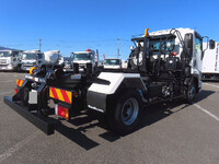 いすゞフォワードコンテナ専用車中型（4t）[写真02]