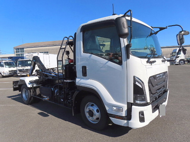 いすゞフォワードコンテナ専用車中型（4t）[写真03]