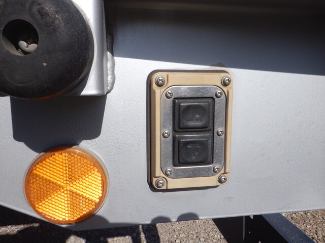 日野デュトロアルミウイング小型（2t・3t）[写真18]