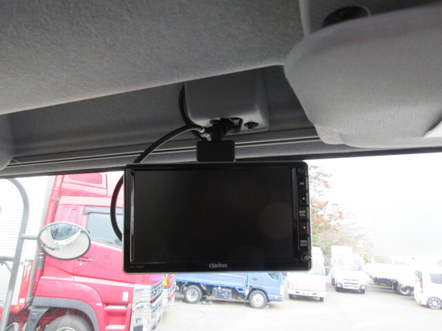 いすゞフォワードアルミウイング中型（4t）[写真13]