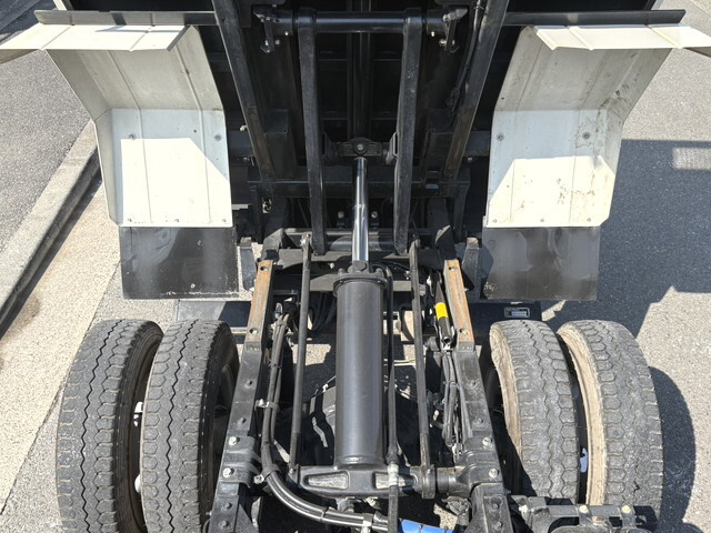 日野デュトロローダーダンプ小型（2t・3t）[写真15]