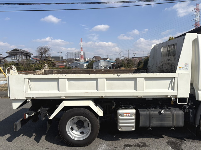 日野デュトロローダーダンプ小型（2t・3t）[写真08]