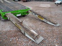 いすゞエルフセルフローダー小型（2t・3t）[写真13]