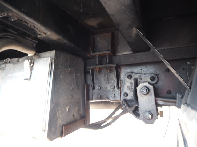 いすゞエルフセルフローダー小型（2t・3t）[写真24]