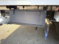 いすゞフォワード冷凍車（冷蔵車）中型（4t）[写真17]