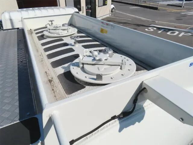 日野デュトロタンク車（タンクローリー）小型（2t・3t）[写真21]