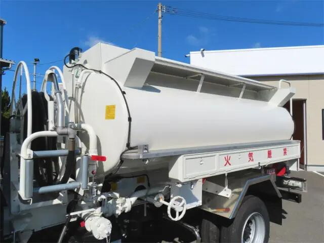 日野デュトロタンク車（タンクローリー）小型（2t・3t）[写真24]