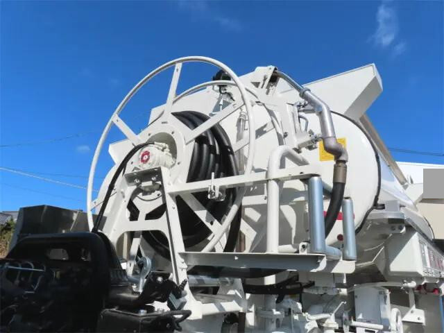 日野デュトロタンク車（タンクローリー）小型（2t・3t）[写真26]