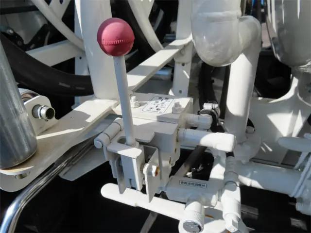 日野デュトロタンク車（タンクローリー）小型（2t・3t）[写真27]