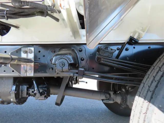 日野デュトロタンク車（タンクローリー）小型（2t・3t）[写真35]