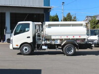 日野デュトロタンク車（タンクローリー）小型（2t・3t）[写真05]