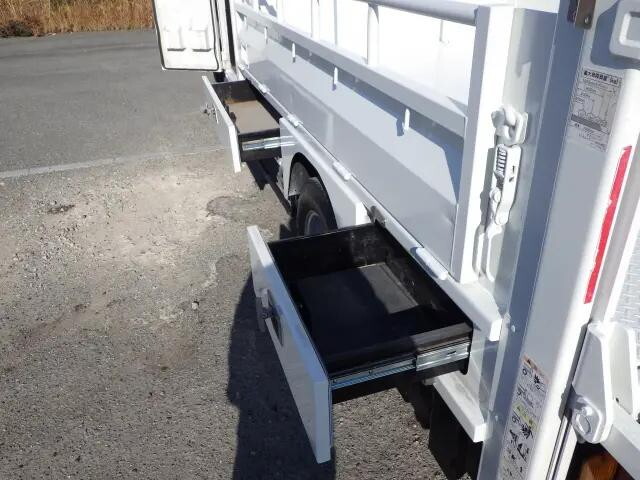 マツダタイタン平ボディ小型（2t・3t）[写真18]