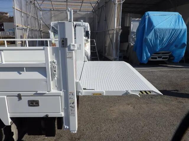 マツダタイタン平ボディ小型（2t・3t）[写真24]