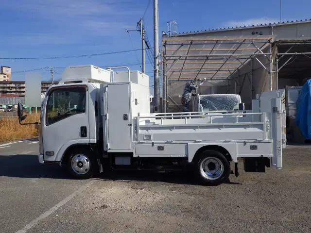 マツダタイタン平ボディ小型（2t・3t）[写真03]