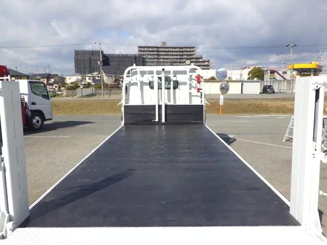 トヨタダイナ平ボディ小型（2t・3t）[写真18]