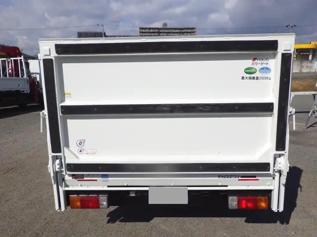 トヨタダイナ平ボディ小型（2t・3t）[写真03]